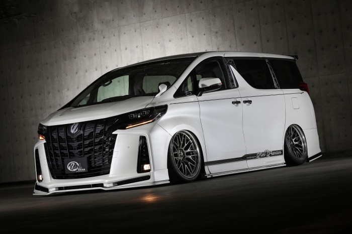 Toyota Alphard S/SC/SR 2018.1~2020 AGH30 GGH30 Kuhl Racing Ver 1 Front